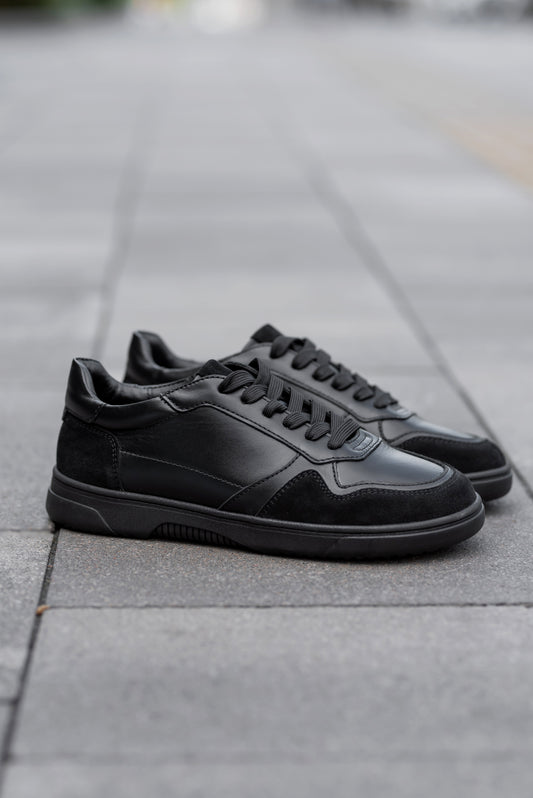 Women’s Black Anatomical Leather Sneakers