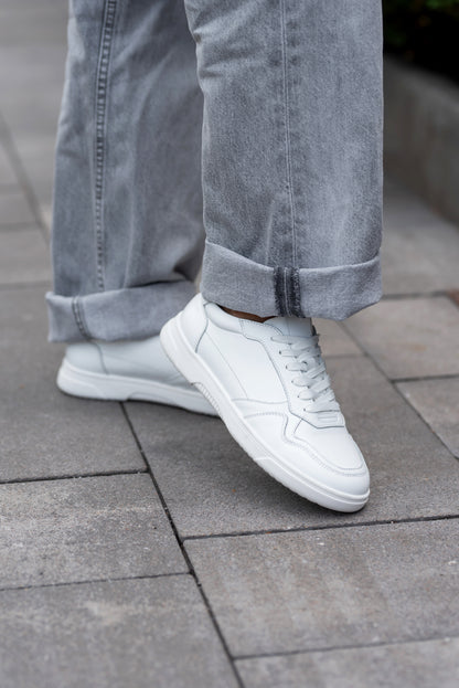 Women’s Black Anatomical Leather Sneakers