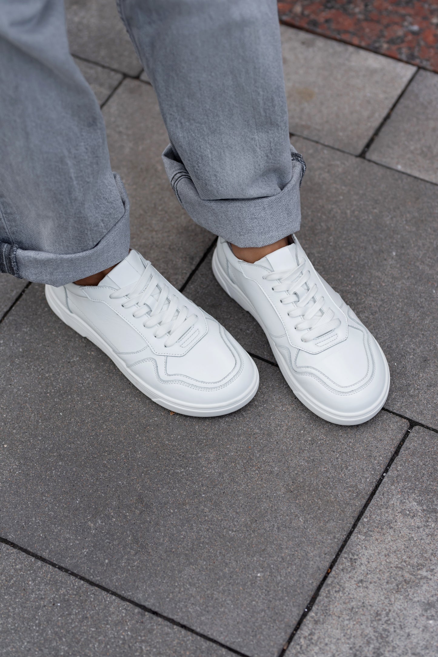 Women’s Black Anatomical Leather Sneakers