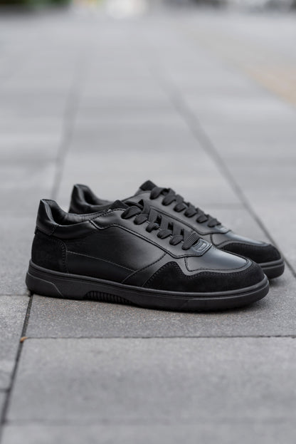 Women’s Black Anatomical Leather Sneakers