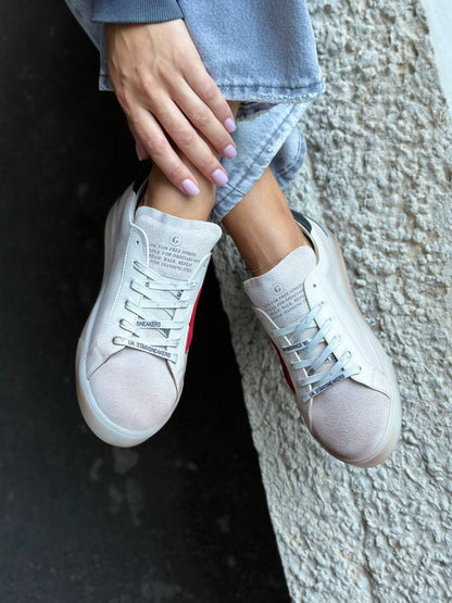 Women’s Beige & Black Leather and Suede Sneakers – Model 9418-1