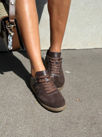 Women’s Chocolate Leather Sneakers with Suede Stripes – Model 6300-9